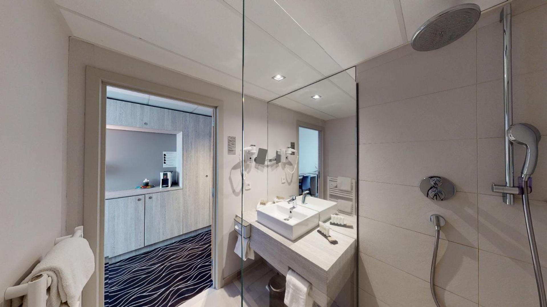 Comfort Room
